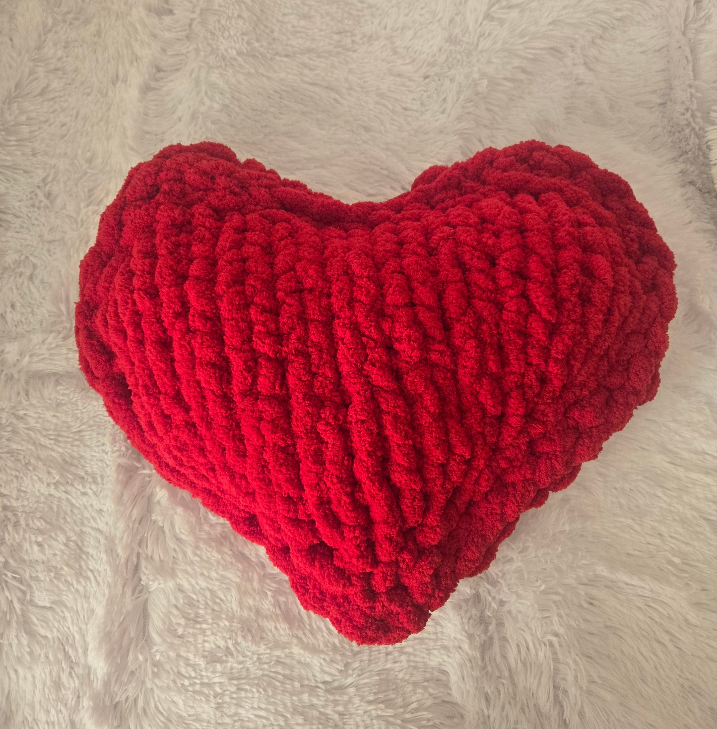 Plush Pulse Heart Hand-Knit Pillow | Accent Pillow Home Decor