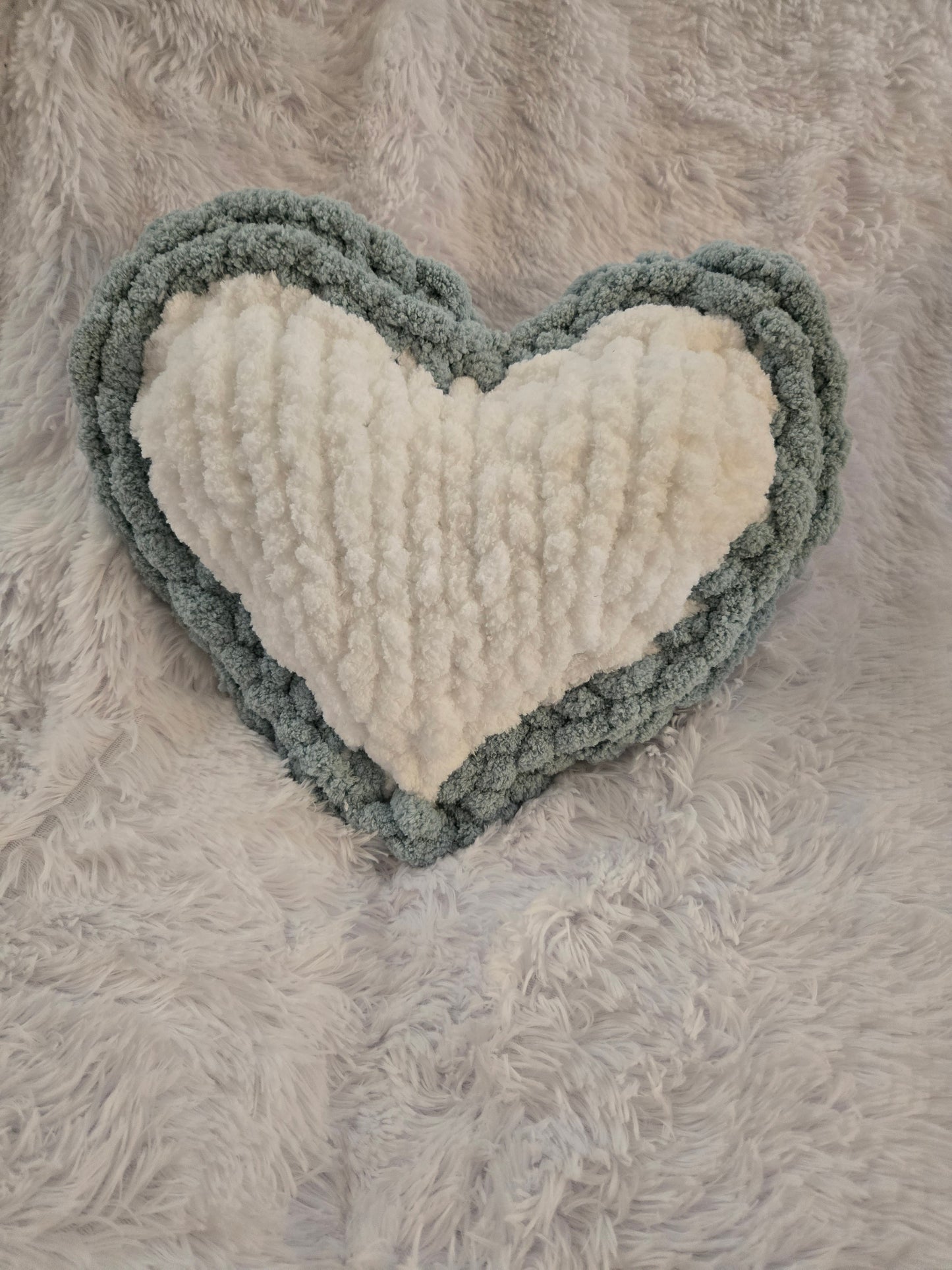 Plush Pulse Heart Hand-Knit Pillow | Accent Pillow Home Decor