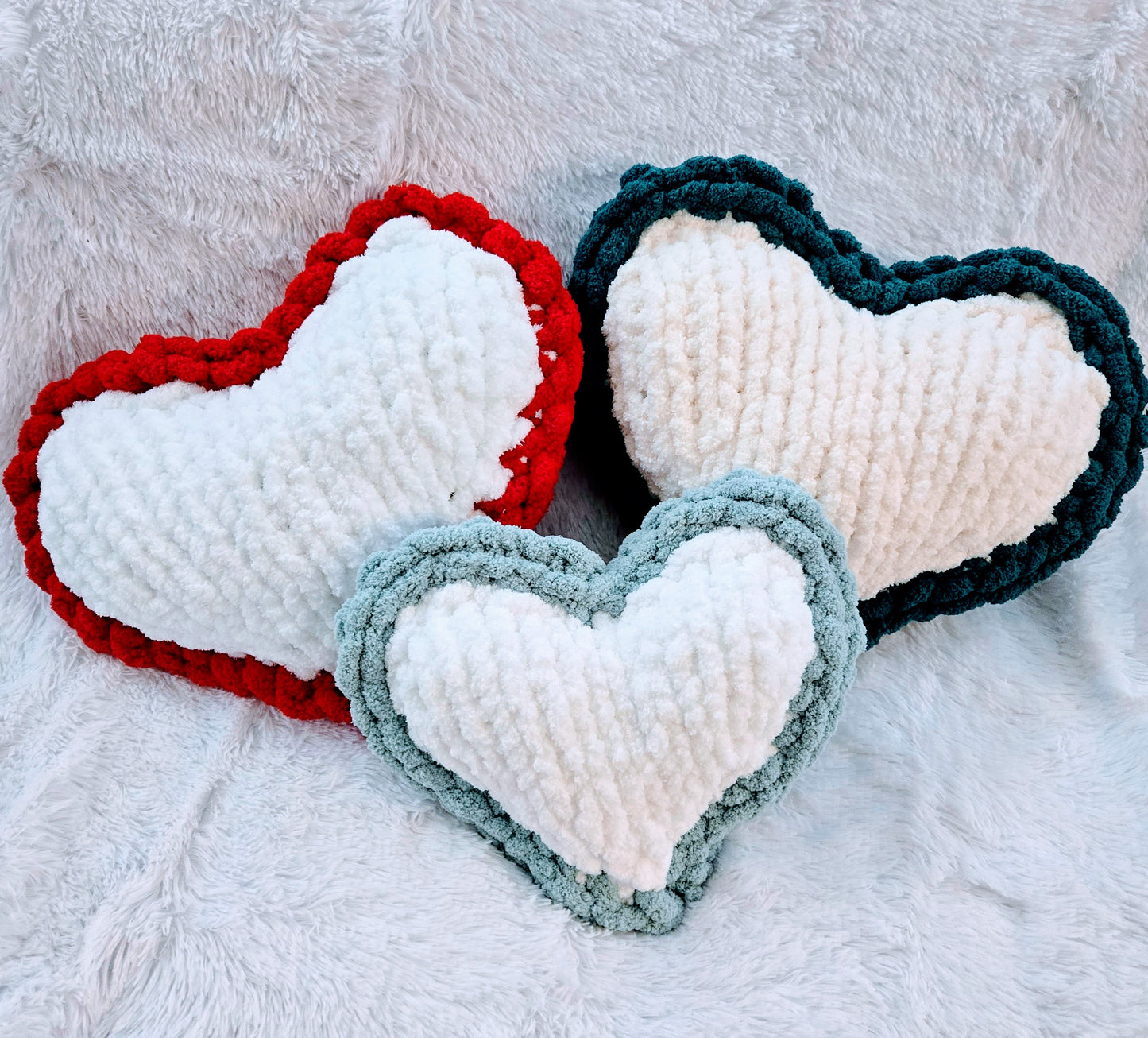 Plush Pulse Heart Hand-Knit Pillow | Accent Pillow Home Decor