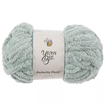 Stratus Air Hand-Knit Lightweight Chenille Scarf – Soft, All-Season Wear
