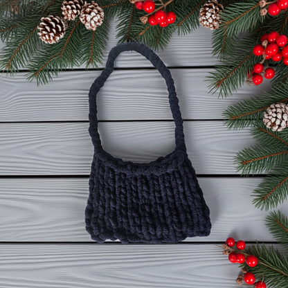 Puffin Puff Chunky Knit Purse